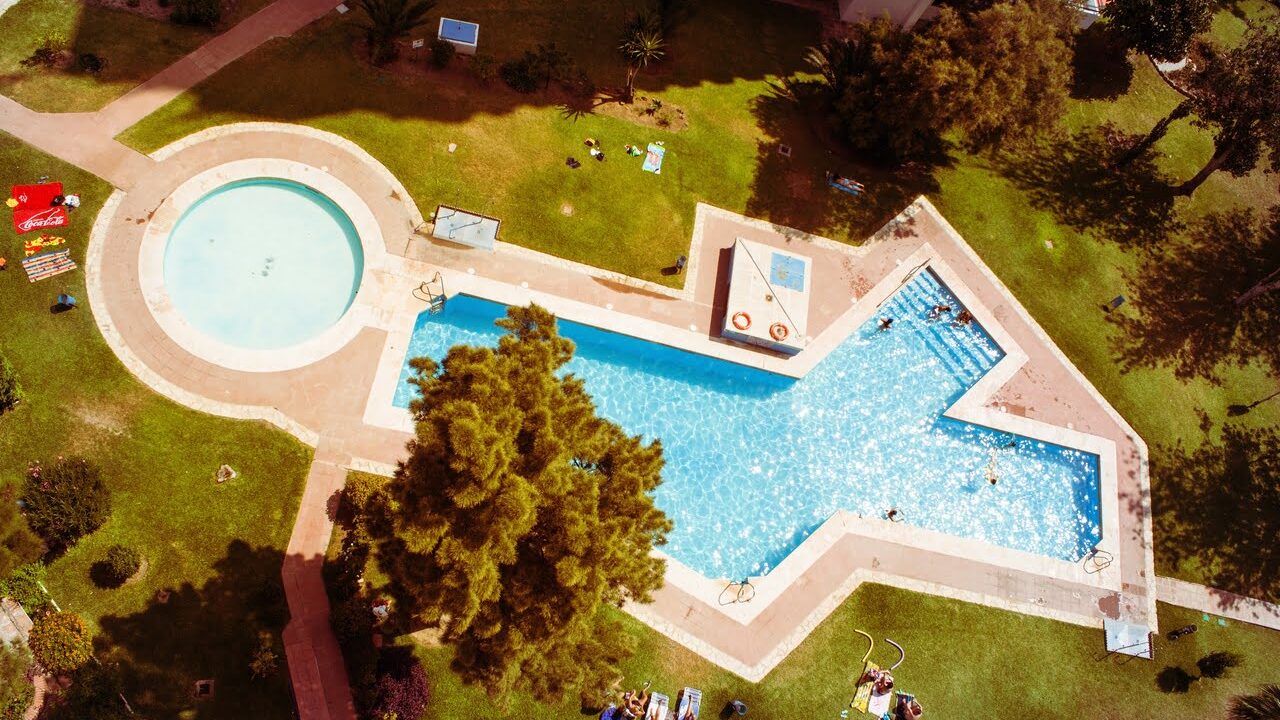 Poolside Paradise: Indulge in Elegant Villa Retreat