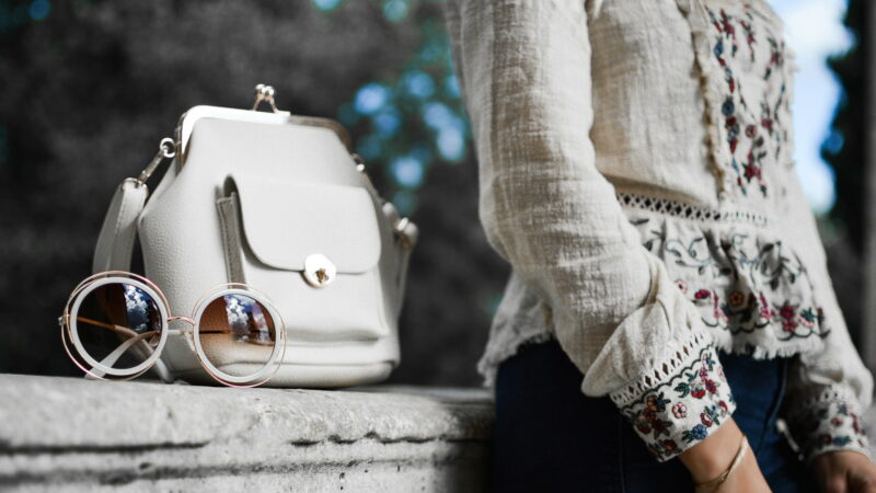 Choosing Timeless and Versatile Handbags for Your Collection
